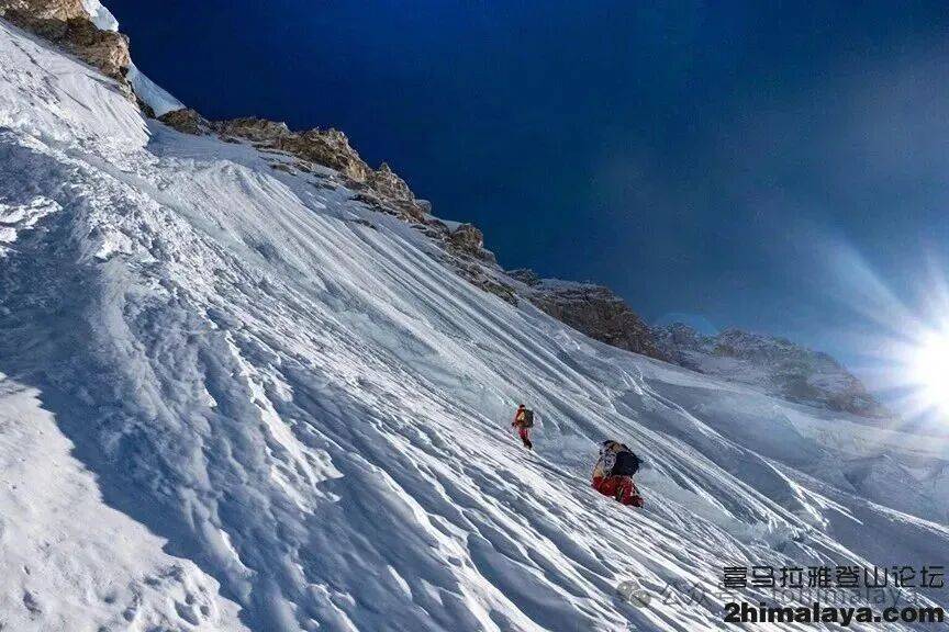 罗斯登山者首攀海拔8163米峰鲜少有人尝试西南壁的替换线路开元棋牌app尼泊尔]2025年年度十大探险活动2 - 俄(图36)